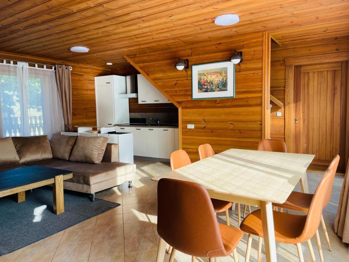 Ferienwohnung Salkoni Pape Exterior foto